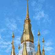 Wat Tham Khuha Sawan Phra Tham Chedi Si Trai Phum Pinnacle Dthu0938 Poster
