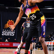 LA Clippers v Phoenix Suns Poster