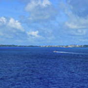 Boating Heading For Bermuda Poster