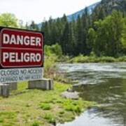 Danger Peligro Poster
