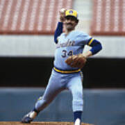 Rollie Fingers Poster