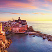 Vernazza At Sunset. Cinque Terre Poster