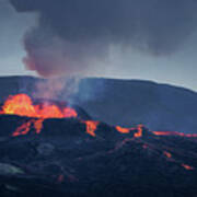 Volcano Eruption In Iceland Poster