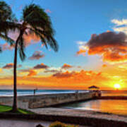 Waikiki Sunset Off Of The Pier Poster