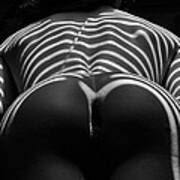 2608 Black And White Nude Woman From Below Back And Bum Art Print