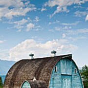 Blue Barn In The Stillaguamish Valley Art Print