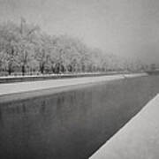 Dambovita River In Winter Art Print