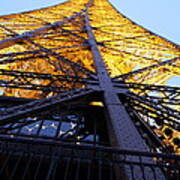 Eiffel Tower - Paris France - 01133 Art Print