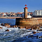 Farol Do Molhe - Molhe Lighthouse - O Porto - Northern Portugal Art Print