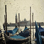 Gondola In Venice Art Print