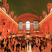 Holiday Crowds At Grand Central Station Art Print