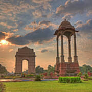 India Gate And Canopy At Sunset Art Print