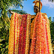 King Kamehameha Statue Leis Portrait Art Print