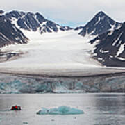 Lilliehöökbreen Glacier In Art Print