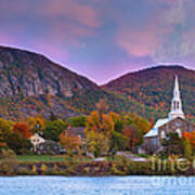 Mont-saint-hilaire Quebec On An Autumn Day Art Print