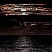 Moon Rise At Kaloli Point Art Print