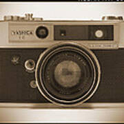 Yashica Lynx 5000e 35mm Camera Art Print