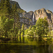 Yosemite Valley Near Dusk Art Print