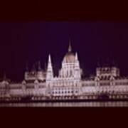 Budapest Parlo Art Print