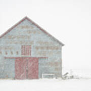 Barn In Snow - 5482 Art Print