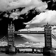 Bw Series Tower Bridge Art Print