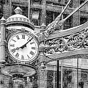 Chicago Marshall Field State Street Clock Black And White Art Print