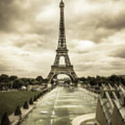 come duck title Eiffel Tower and Trocadero Fountains in Paris, Antique Look Photograph by  Liesl Walsh - Pixels