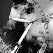 London Ferris Wheel Bw Art Print