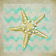 Starfish In Modern Waves Art Print
