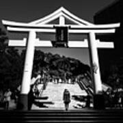 The Bow - Tokyo, Japan - Black And White Street Photography Art Print