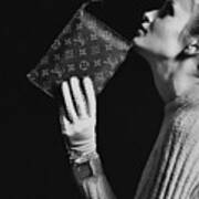 Twiggy Holding Louis Vuitton Envelope Bag Poster by Bert Stern - Fine Art  America