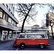 Volkswagen T2 Westfalia

#berlin Art Print