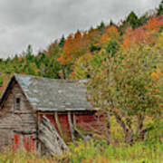 Dilapidated Building Waterbury Vt Fall Foliage Art Print