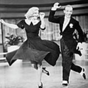 Fred Astaire And Ginger Rogers Dancing Art Print