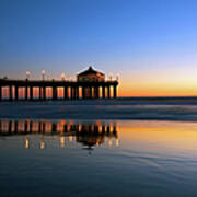 Manhattan Beach Pier In Nighfall Art Print