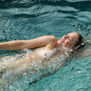 Naked Swim Girl