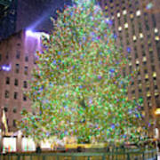 The Rockefeller Center Christmas Tree Art Print