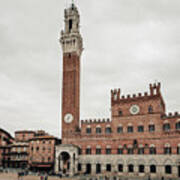 View Of Piazza Del Campo In Siena Tuscany #1 Art Print