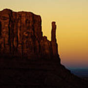 A Monument of Stone - Monument Valley Tribal Park Art Print