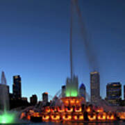 Buckingham Fountain At Dusk Art Print