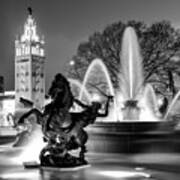 J.c. Nichols Fountain Statues Black And White - The Kansas City Plaza Art Print