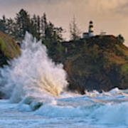 Large Wave  At Cape Disappointment Lighthouse In Washington Art Print
