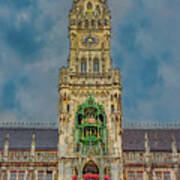 Rathaus-glockenspiel Of Munich Art Print