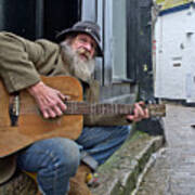 The Audience - Homeless Singer Gives Guitar Street Concert Uk Art Print