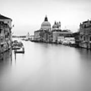 Venice, Canal Grande And S.maria Della Salute Art Print