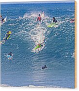 Banzai Pipeline Traffic Jam Wood Print