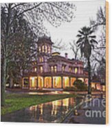 Bidwell Mansion In The Rain Wood Print