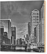 Chicago River In Black And White Wood Print