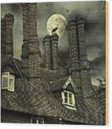 Creepy Old House With Tall Chimney's Wood Print