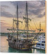 El Galeon Wood Print